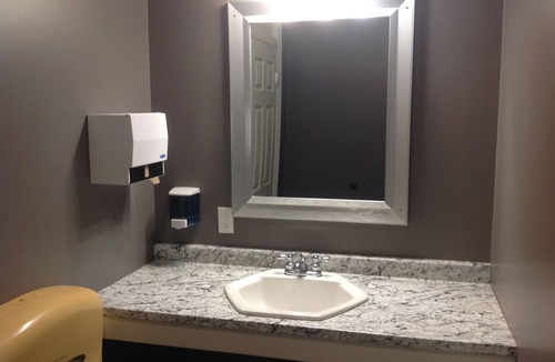 Sault Ste. Marie Hotel | The Algonquin Hotel