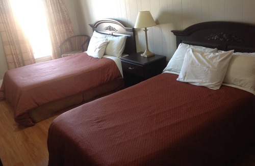 Sault Ste. Marie Hotel | The Algonquin Hotel