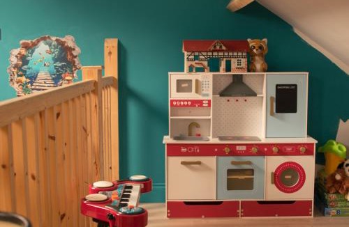 Catton House | The Allendale Wolf