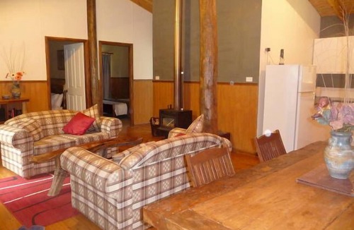 Upper Allyn Cabin | the Allyn River Cabins - "Riverview"