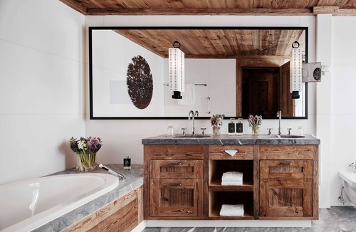 Zweisimmen Nr Gstaad Hotel | The Alpina Gstaad