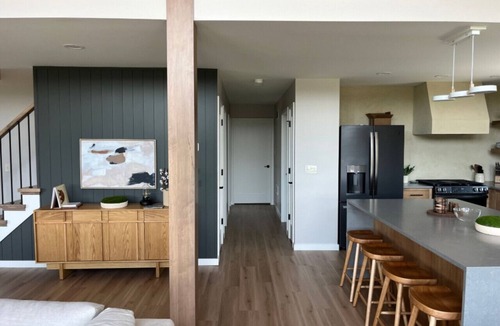 Rossville House | The Alpine Brisa | Sleeps 12 | Close to Pinchot Lake
