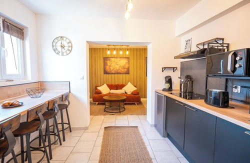 Denain Apartment | The amber workshop