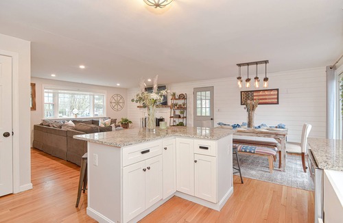 West Dennis House | The America House at West Dennis