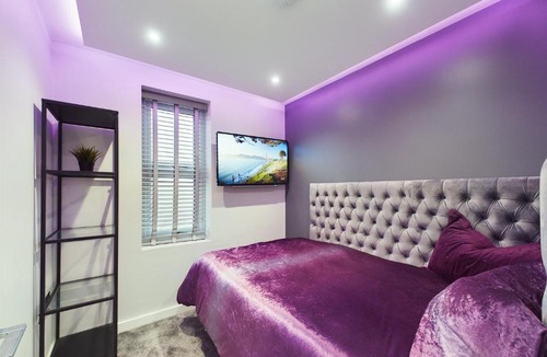 Everton Apartment | The Amethyst