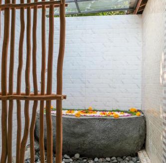 Taro Bed & Breakfast | The Ananda suite