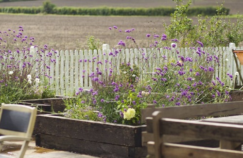 Lower Froyle Hotel | The Anchor Inn