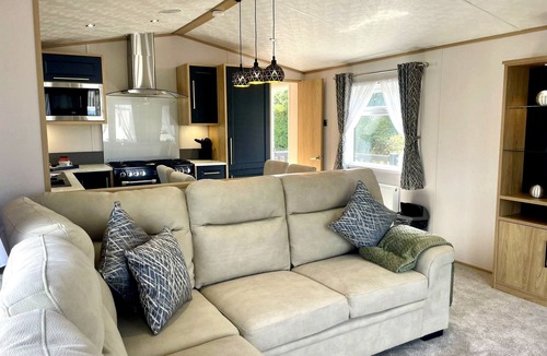 Hornsea House | The Anchorage - Deluxe Caravan