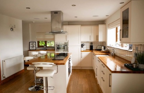 Barry Cottage | The Anchorage - two storey cottage.