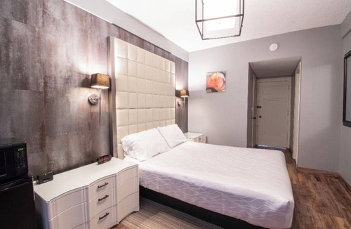 Superior Hotel | The Androy Hotel - Superior Duluth