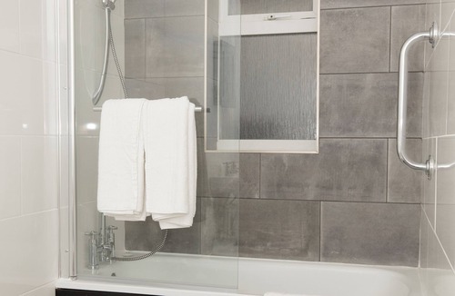 Privett Hotel | The Angel Hotel