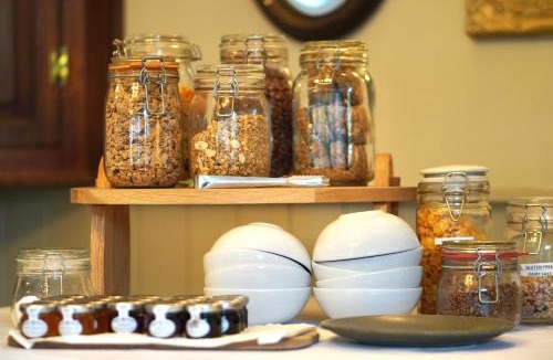 Topcliffe Hotel | The Angel Inn