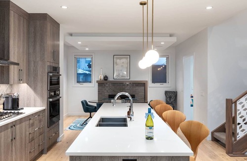 Richmond House | The Anna | One of Calgary’s Most-Booked 5-Bed Homes in Marda| 4BR |Custom Sauna