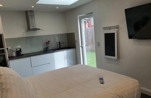 Patchway Apartment | The Annex