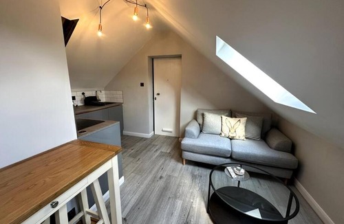 Street Apartment | The Annex Glastonbury Tor View