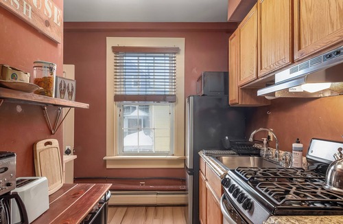 Stowe Area Apartment | The Annex