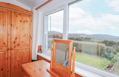 Stenalees Cottage | The Annexe, Laburnum