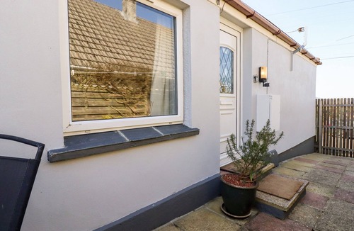 Stenalees Cottage | The Annexe, Laburnum