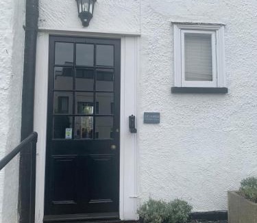 Dunmow Apartment | The Annexe Westbury House