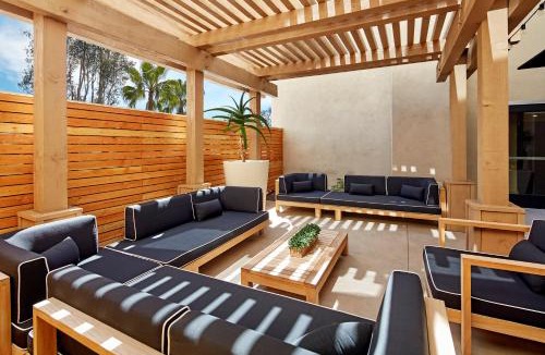 Calabasas Hotel | The Anza-a Calabasas Hotel