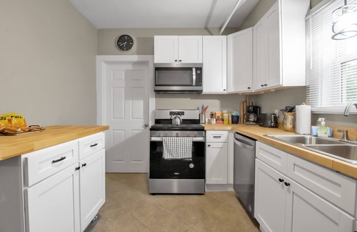 Hamburg Apartment | The Apartment at The West End Inn