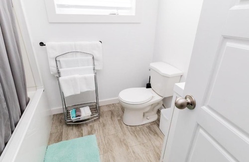 Deer Lake Apartment | The Apartment