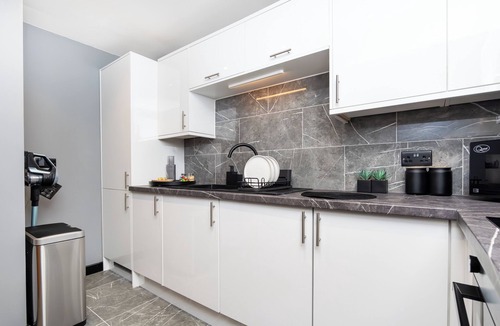 Hawkhead Apartment | The Apartment