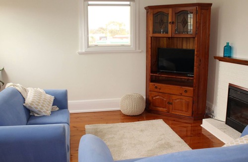 Clare Apartment | The Apartment on Main