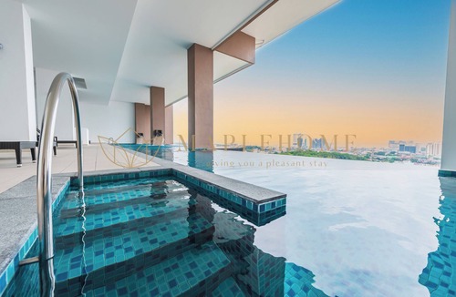 Pengkalan Rama Tengah Apartment | The Apple Premier Suites Melaka