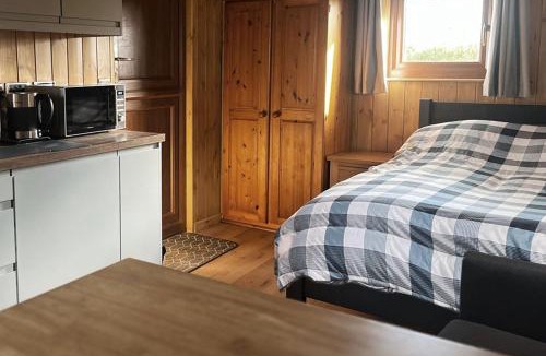 Snitterfield Other | The Apple Rest