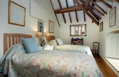 Worlington House | The Apple Store