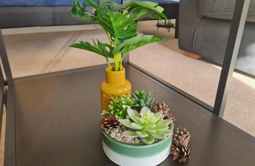 Barton-upon-Humber House | The Appleleaf with Free Parking