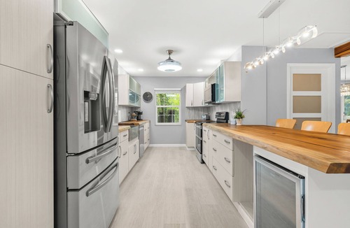 Braden River House | The Aqua House | Heated Pool + On The Golf Course
