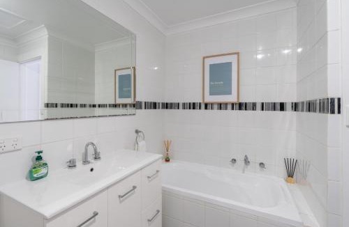 North Haven Apartment | The Aquarium - North Haven