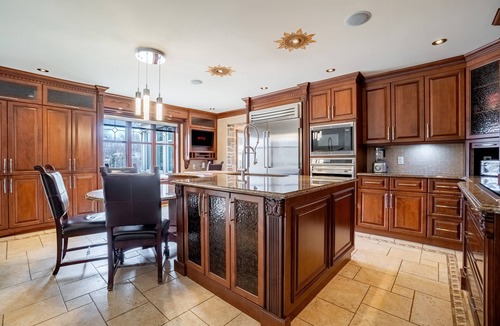 Sainte-Sophie Ski Chalet | The Aquatic Haven | Indoor Spa | Pool | Home Cinema | BBQ | Central AC | Firepit