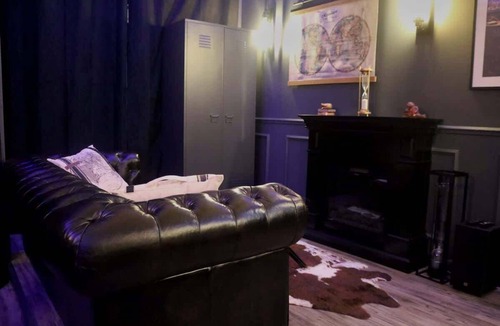 Arras Apartment | The Arcades suite