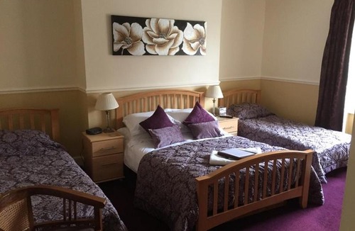 West Cliff Bed & Breakfast | The Arches Guest House