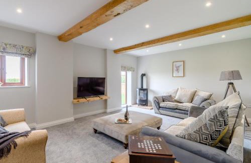 Newark House | The Arches Uk32651