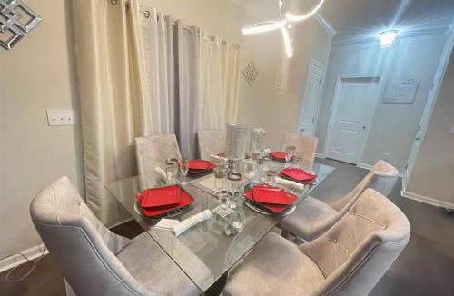 Stockbridge Apartment | The Aristocrat's Abode