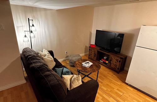 Southeast Calgary House | The Arizona/Nintendo Switch