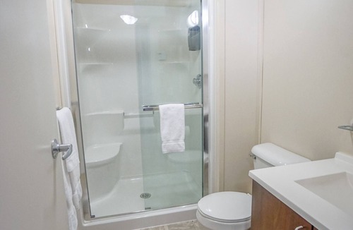 Odessa Hotel | The Armadillo Hotel