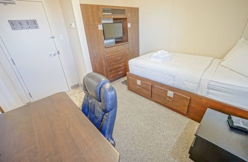 Odessa Hotel | The Armadillo Hotel