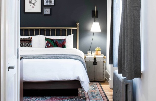 Old Town West Hotel | The Armstrong Hotel