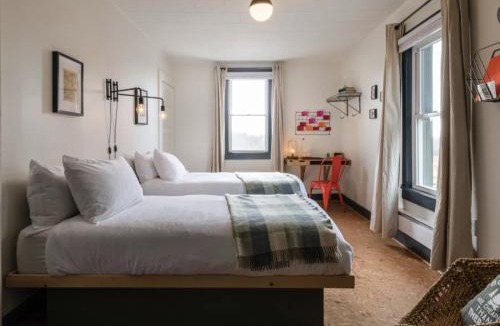 Livingston Manor Hotel | The Arnold House