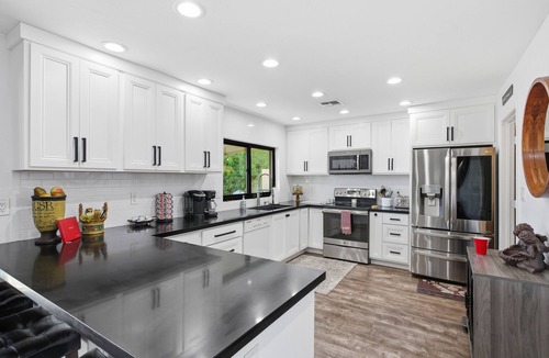 Desert Foothills Estates House | The Art House