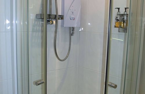 South Shore House | The Arthington Guest House