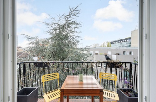 Quartier de la Maison-Blanche Apartment | The artist