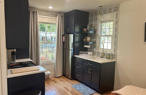 Conway Apartment | The Artist's Cottage: workspace & studio apt for artists/dancers/writers/etc.