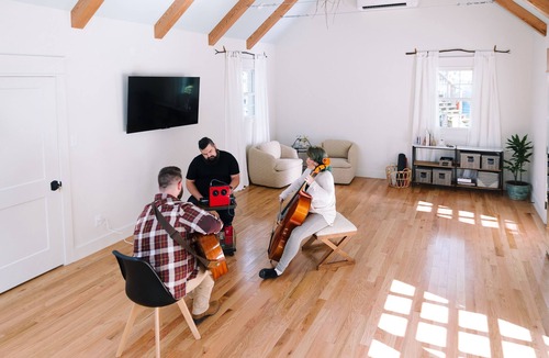 Conway Apartment | The Artist's Cottage: workspace & studio apt for artists/dancers/writers/etc.