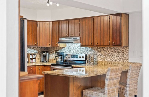 Madison House | The Artist’s A-Frame